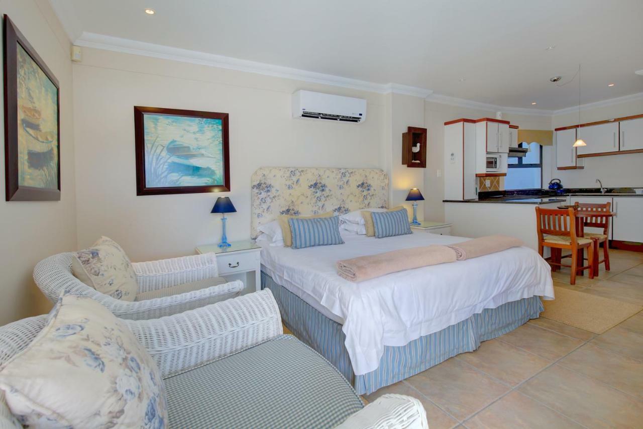 Makarios On Sea Apartment Herolds Bay Exterior photo